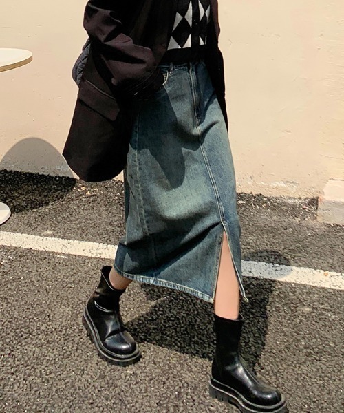 Mayree(メイリー)の「【Mayree】レトロハイウエストAラインデニムスカート 2021AW(デニムスカート・レディース・ブルー・MEDIUM/SMALL)」の4枚目の写真