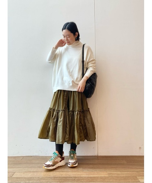 BEARDSLEY（ビアズリー）の「ドルマンシルエット コットンハイネックプルオーバー（ニット/セーター・レディース・ホワイト/ライトグレー・FREE）」の20枚目の写真