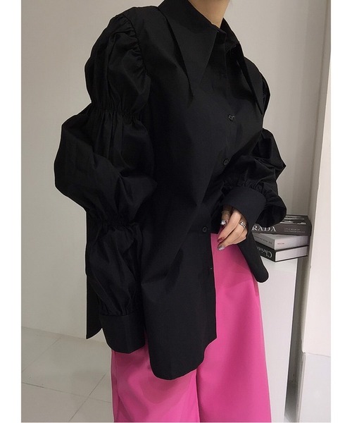 Jewelobe(ジュエローブ)の「シャーピーカラーギャザースリーブシャツ(シャツ/ブラウス・レディース・ホワイト/ブラック・FREE)」の9枚目の写真