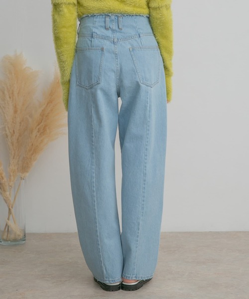 KBF（ケイビーエフ）の「リメイクフリンジストレートデニム（デニムパンツ・レディース・ブルー/ライトブルー・36/38）」の12枚目の写真