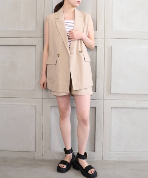 moment+(モーメントプラス)の「コットンリネンセットアップ(ダブルテーラードジレベスト&ショートパンツ)(セットアップ・レディース・ベージュ/カーキ/モカ/ナチュラル・M)」の13枚目の写真