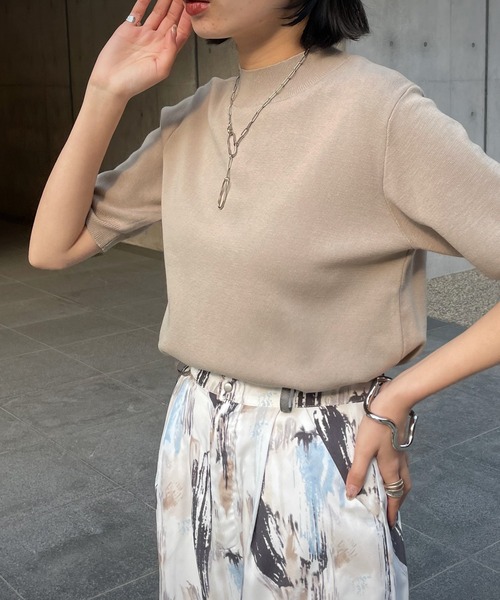 &g'aime(アンジェム)の「【&g’aime】ハイネックハーフスリーブニット(ニット/セーター・レディース・ホワイト/ブラック/グレー/ブルー/グレイッシュベージュ・FREE)」の9枚目の写真