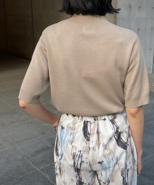 &g'aime(アンジェム)の「【&g’aime】ハイネックハーフスリーブニット(ニット/セーター・レディース・ホワイト/ブラック/グレー/ブルー/グレイッシュベージュ・FREE)」の11枚目の写真