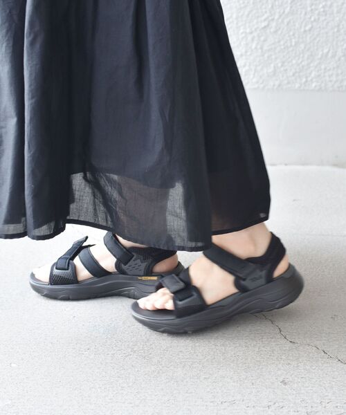Teva(テバ)の「Teva:ZYMIC◆(サンダル・レディース・ブラック/ベージュ・50/80/70/60)」の15枚目の写真