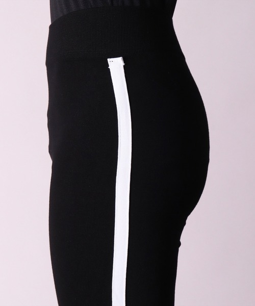 BAYBLO(ベイブロ)の「(RM)【ストレッチ】サイド ライン レギンス(レギンス/スパッツ・レディース・ブラック系その他/ブラック系その他2/ブラック系その他3・FREE)」の6枚目の写真