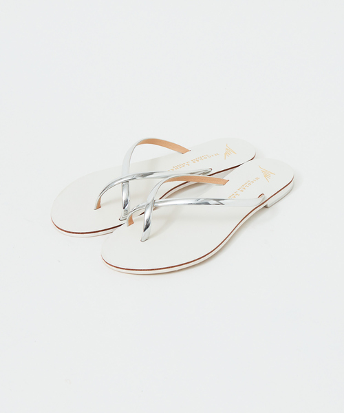 NICOLAS LAINAS（ニコラスライナス）の「NICOLAS LAINAS クロスストラップサンダル（サンダル・レディース・シルバー/ゴールド・37/38/36/35）」の5枚目の写真