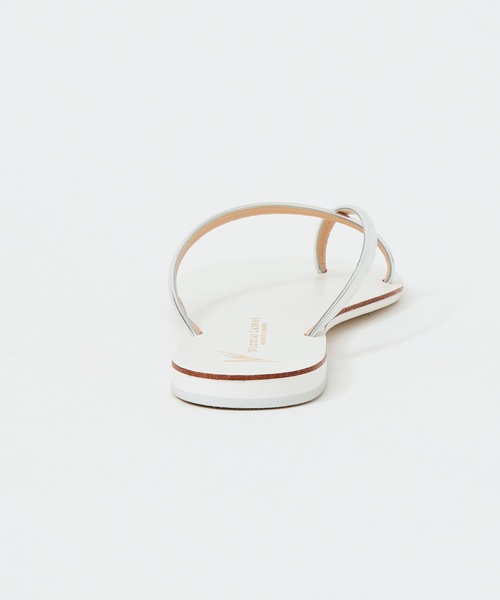 NICOLAS LAINAS（ニコラスライナス）の「NICOLAS LAINAS クロスストラップサンダル（サンダル・レディース・シルバー/ゴールド・37/38/36/35）」の9枚目の写真