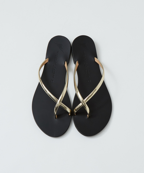 NICOLAS LAINAS（ニコラスライナス）の「NICOLAS LAINAS クロスストラップサンダル（サンダル・レディース・シルバー/ゴールド・37/38/36/35）」の14枚目の写真