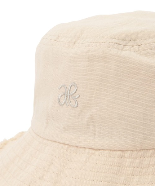 AVIREX（アヴィレックス）の「【直営店限定】FRINGE BAUCKET HAT/ フリンジバケットハット（ハット・レディース・ブラウン/アイボリー・FREE）」の22枚目の写真