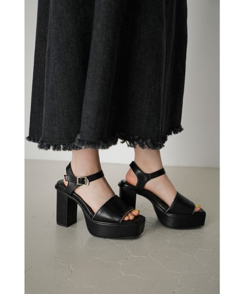 AZUL by moussy(アズールバイマウジー)の「DIAGONAL STRIPES SANDALS/ダイアゴナルストライプサンダル(サンダル・レディース・ブラック/ブラウン・SMALL/MEDIUM/LARGE)」の13枚目の写真