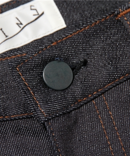 WHO'S WHO gallery（フーズフーギャラリー）の「【SKINS】SKINS01（デニムパンツ・メンズ・ブラック/インディゴブルー・28/32/30/34）」の11枚目の写真