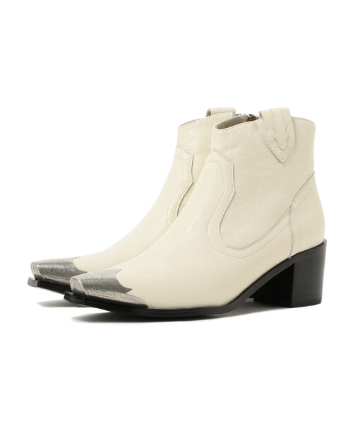 Ray BEAMS(レイビームス)の「Mollini / ショート ブーツ(ブーツ・レディース・ホワイト/ブラック・36/37/38/39)」の7枚目の写真