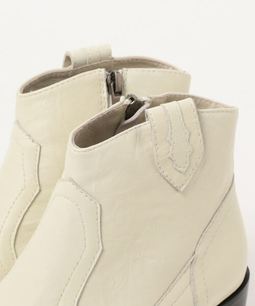 Ray BEAMS(レイビームス)の「Mollini / ショート ブーツ(ブーツ・レディース・ホワイト/ブラック・36/37/38/39)」の9枚目の写真