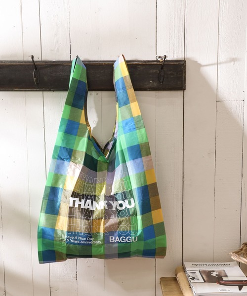BAGGU(バグー)の「【BAGGU(バグゥ)】15th ANNIVERSARY STANDARD(エコバッグ/サブバッグ・レディース・レッド/ライトグリーン/グリーン・0)」の1枚目の写真
