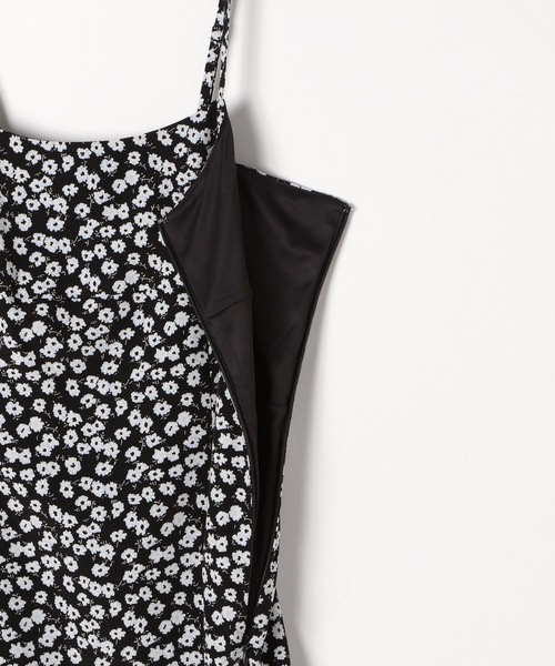 Heather(ヘザー)の「花柄バックシャンキャミワンピース 296728(ワンピース・レディース・オフホワイト/ブラック/ブルー・FREE)」の4枚目の写真