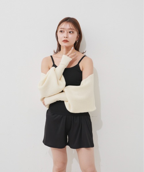 VANNIE U(ヴァニーユー)の「キャミペチインナーセット カップ付きキャミソール/ショートぺチパンツ(キャミソール・レディース・ブラック/ベージュ・FREE)」の3枚目の写真