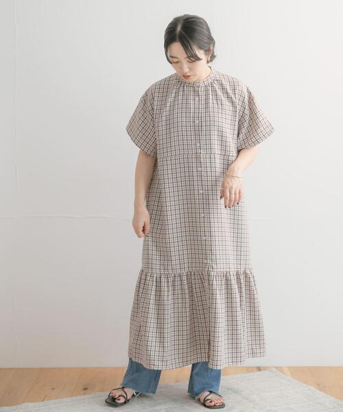 ITEMS URBANRESEARCH（アイテムズ アーバンリサーチ）の「バンドカラーチェックワンピース（ワンピース・レディース・ネイビー/ブラウン/グリーン・FREE）」の5枚目の写真