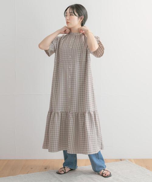 ITEMS URBANRESEARCH（アイテムズ アーバンリサーチ）の「バンドカラーチェックワンピース（ワンピース・レディース・ネイビー/ブラウン/グリーン・FREE）」の6枚目の写真