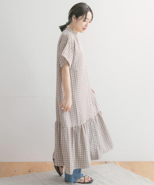 ITEMS URBANRESEARCH（アイテムズ アーバンリサーチ）の「バンドカラーチェックワンピース（ワンピース・レディース・ネイビー/ブラウン/グリーン・FREE）」の8枚目の写真