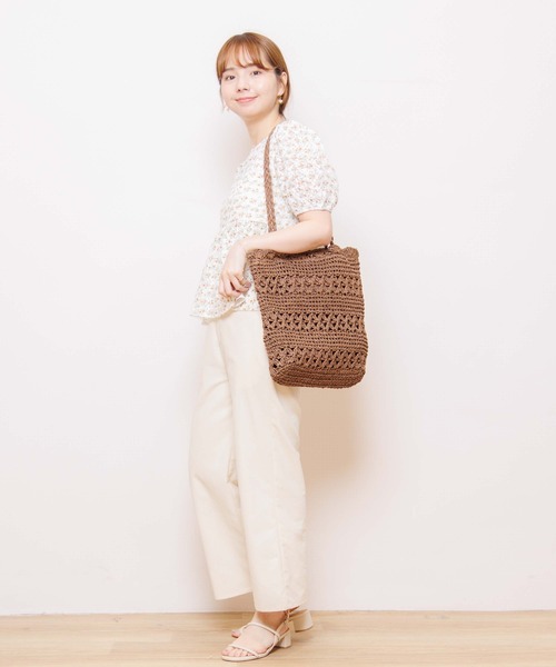 flower(フラワー)の「ビーブルームブラウス(シャツ/ブラウス・レディース・ホワイト/カーキ・FREE)」の8枚目の写真