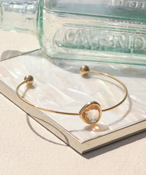 Phoebe(フィービィー)の「ワンポイントストーンバングル(バングル/リストバンド・レディース・ピンク/グリーン・FREE)」の4枚目の写真