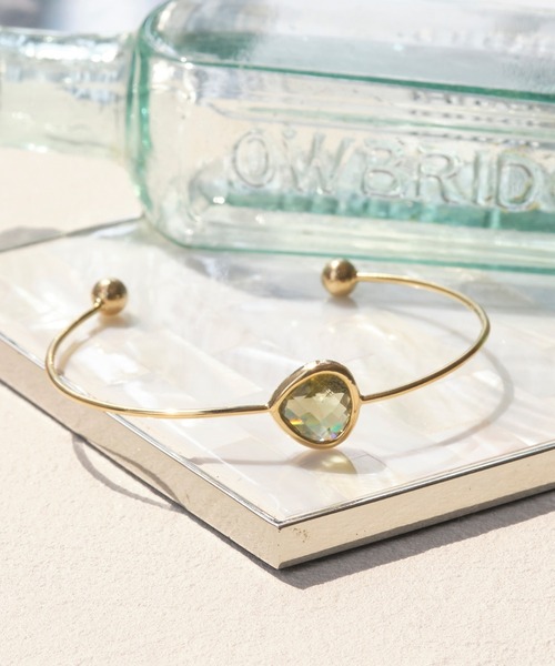 Phoebe(フィービィー)の「ワンポイントストーンバングル(バングル/リストバンド・レディース・ピンク/グリーン・FREE)」の7枚目の写真