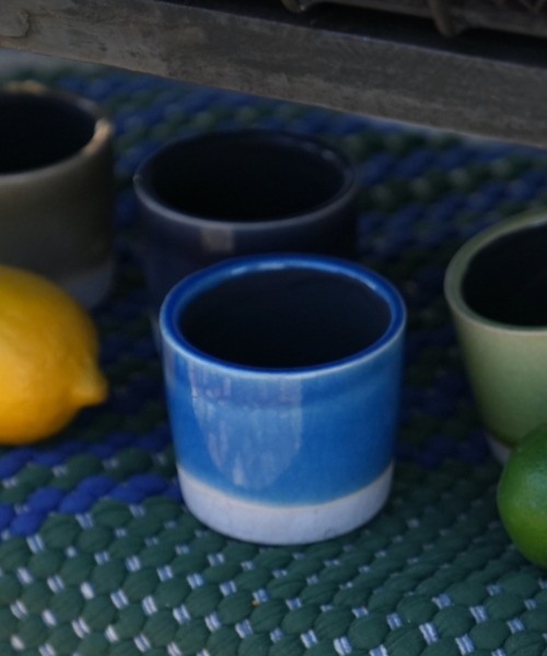 DULTON(ダルトン)の「COLOR GLAZED POT COVER /カラー グレイズド ポット カバー(フラワーベース・メンズ・ライトパープル/ライトグリーン/イエロー/ブラウン/ネイビー/ターコイズブルー/バイオレット/アイボリー/オレンジ/ライム・FREE)」の5枚目の写真