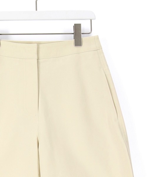 AMOMENTO(アモーメント)の「【AMOMENTO】CURVED LEG PANTS(その他パンツ・レディース・オフホワイト・0)」の5枚目の写真