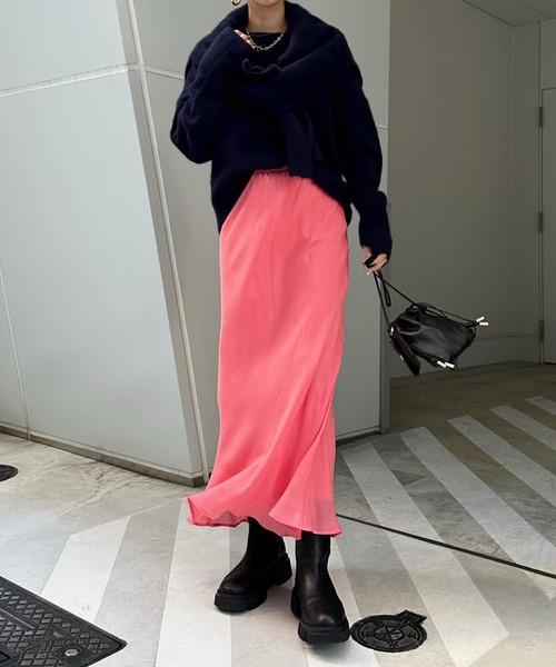 DouDou(ドゥドゥ)の「【新色追加】フォックスウール クルーネックプルオーバー(ニット/セーター・レディース・ライトグレー/パープル/ピンク/モカ/ブルー/ネイビー/オフホワイト・FREE)」の10枚目の写真