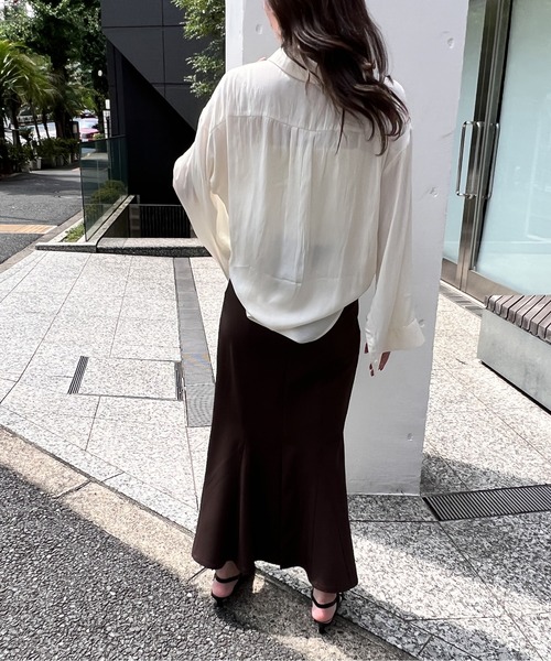 NOMAE(ノーマエ)の「スリットスリーブシャツ(シャツ/ブラウス・レディース・ライトグレー/アイボリー/ダークブルー/ライトピンク・FREE)」の14枚目の写真