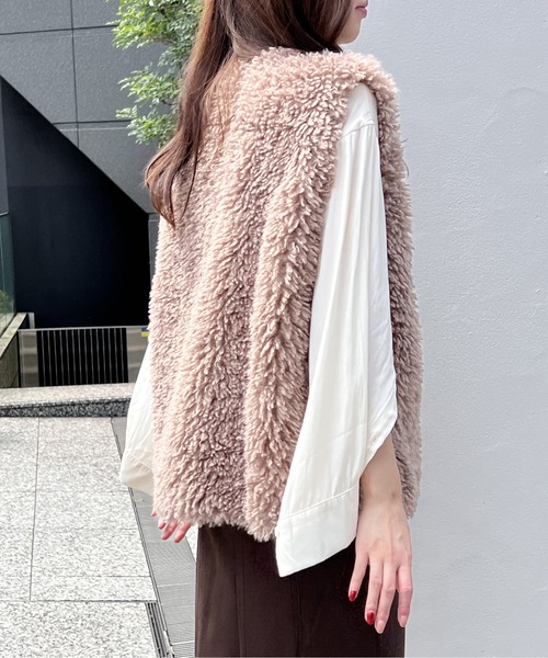 NOMAE(ノーマエ)の「スリットスリーブシャツ(シャツ/ブラウス・レディース・ライトグレー/アイボリー/ダークブルー/ライトピンク・FREE)」の6枚目の写真