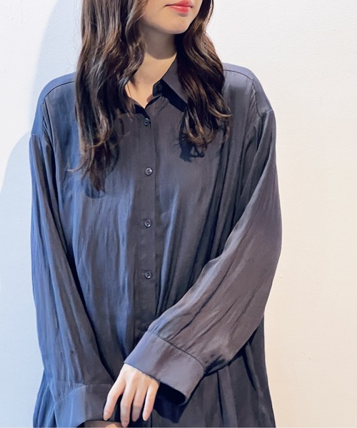 NOMAE(ノーマエ)の「スリットスリーブシャツ(シャツ/ブラウス・レディース・ライトグレー/アイボリー/ダークブルー/ライトピンク・FREE)」の10枚目の写真