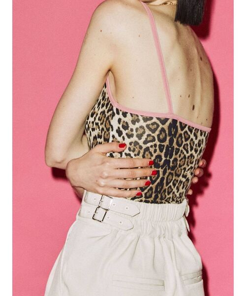 jouetie（ジュエティ）の「ベーシックパイピングキャミブラトップ（キャミソール・レディース・オフホワイト/ブルー/その他2・MEDIUM）」の18枚目の写真