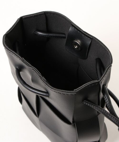 apres jour mignon（アプレジュールミニョン）の「【apresjour mignon×ARIAZ】編み込みショルダーバック（ショルダーバッグ・レディース・グリーン系その他/ブラック/オフホワイト・ONESIZE）」の7枚目の写真