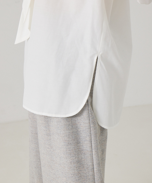 qualite（カリテ）の「Vネックボウタイブラウス（シャツ/ブラウス・レディース・ドット/ライトブルー/オフホワイト・フリー）」の16枚目の写真