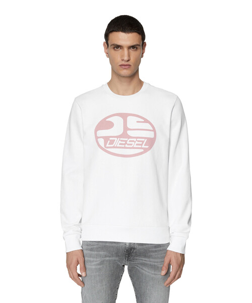 DIESEL（ディーゼル）の「メンズ スウェット プルオーバー  ロゴ（スウェット・メンズ・ブラック/ホワイト/グレー/グレー系その他・LARGE/MEDIUM/X-LARGE/XX-LARGE/X-SMALL/XXX-LARGE/SMALL）」の2枚目の写真