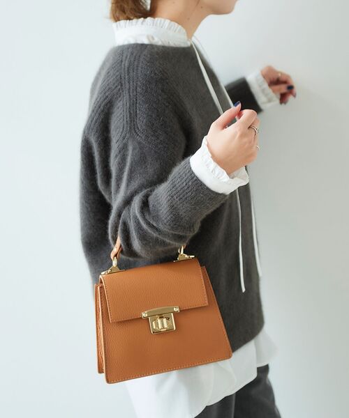 le.coeur blanc（ルクールブラン）の「AULENTTI ミニスクエアショルダー（ショルダーバッグ・レディース・キャメル/ブラック・FREE）」の10枚目の写真