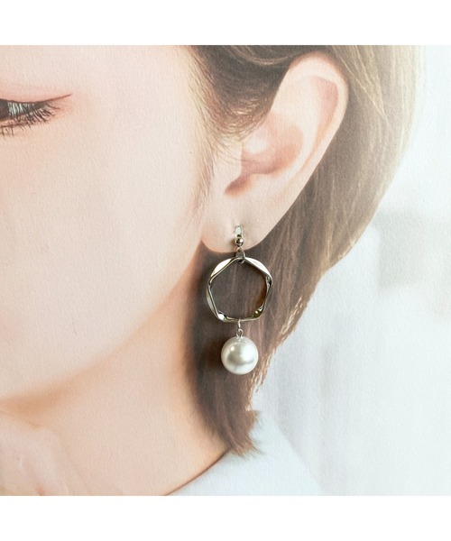 tone(トーン)の「【-lensa-】パールなシルバーピアス4(MA)(ピアス(両耳用)・レディース・シルバー・FREE)」の5枚目の写真