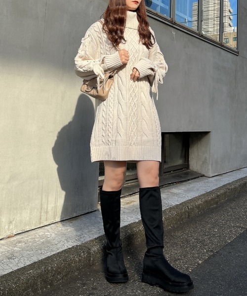 INGNI（イング）の「袖レースUPオフタートルケーブル／ワンピース（ワンピース・レディース・アイボリー/グレー系その他/ピンクベージュ・M）」の4枚目の写真