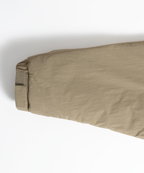 MUHET（ミュエータ）の「パディングジャケット（ブルゾン・レディース・ブラック/カーキ・X-LARGE/MEDIUM）」の20枚目の写真