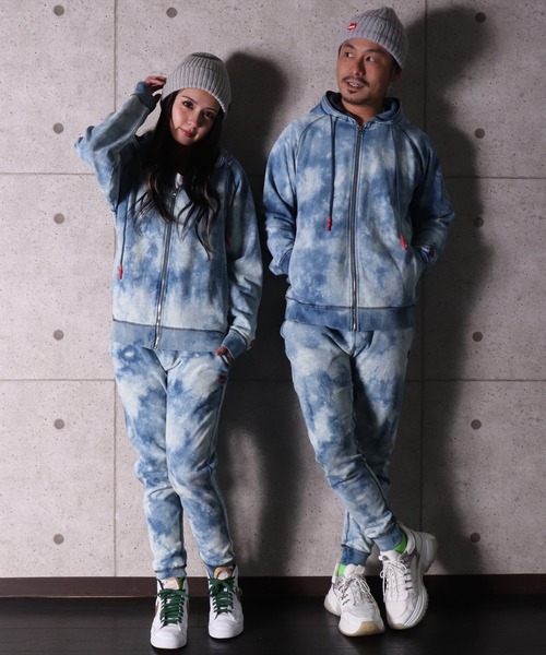 LUXE/R（ラグジュ）の「(RM)【ユニセックス】【LUXE/R】インディゴ 裏毛 モノグラム 総柄 ジョガーパンツ（スウェットパンツ・メンズ・サックスブルー/ネイビー・MEDIUM/LARGE）」の3枚目の写真