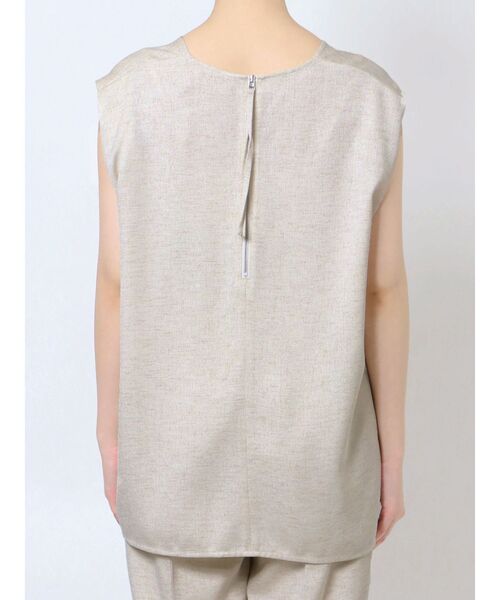 ELENDEEK(エレンディーク)の「Vネックフレアブラウス(シャツ/ブラウス・レディース・ベージュ/ブラック/インディゴブルー・FREE)」の17枚目の写真