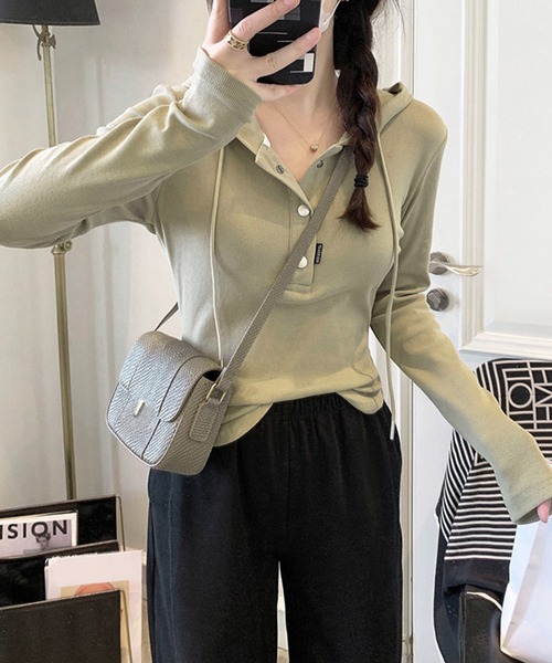 Amulet(アミュレット)の「フード付きシンプルトップス(パーカー・レディース・ホワイト/ブラック/グリーン・M/L/XL)」の9枚目の写真