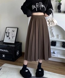 幅広プリーツスカート