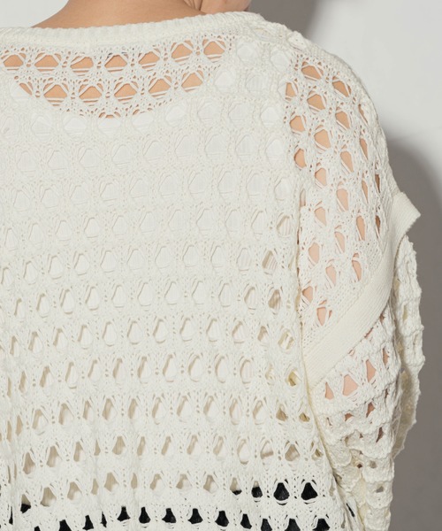 ottilie(オティーリエ)の「ottilie メッシュニットプルオーバー(Tシャツ/カットソー・レディース・ブラック/アイボリー・FREE)」の9枚目の写真