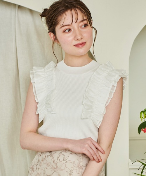 NOELA（ノエラ）の「フリルスリーブニット（ニット/セーター・レディース・イエロー/ブラック/オフホワイト・フリー）」の10枚目の写真