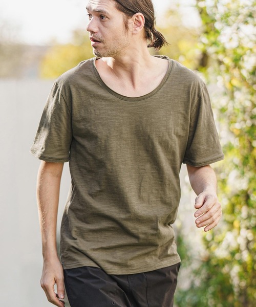 CAMBIO(カンビオ)の「mt8371- カットオフUネック半袖スラブカットソー(Tシャツ/カットソー・メンズ・ネイビー/ブラック/カーキ/グレー/ホワイト・S/M/L)」の18枚目の写真