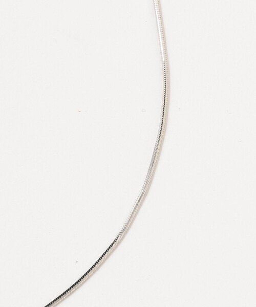 Ray BEAMS（レイビームス）の「Ray BEAMS / 細 スネークチェーン ネックレス（ネックレス・レディース・シルバー/ゴールド・ONE SIZE）」の6枚目の写真