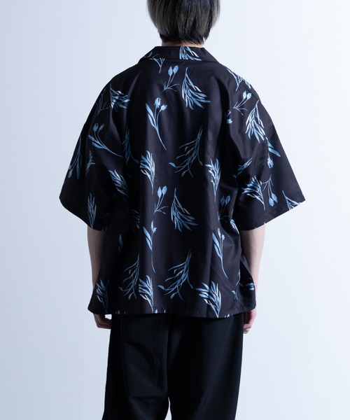 NYLAUS（ナイラス）の「総柄プリント オープンカラー ルーズシャツ（シャツ/ブラウス・メンズ・ブルー/グリーン/モカ/アイボリー/ホワイト系1/ホワイト系2/ホワイト系3/ブラック系1/ブラック系2/ブラック系3/チャコールグレー/ベージュ・M/L）」の14枚目の写真