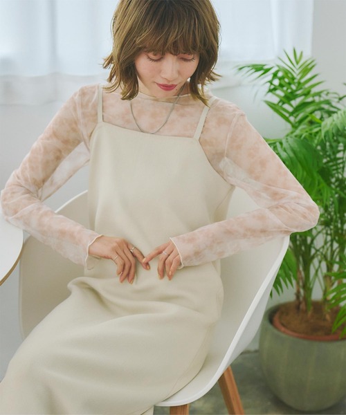 titivate(ティティベイト)の「プリントシアートップス(Tシャツ/カットソー・レディース・ライトグリーン/ライトブルー/アイボリー/グレー・FREE)」の5枚目の写真